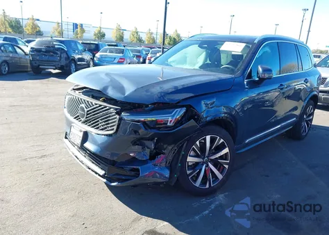 2025 Volvo Xc90 B5 Core z USA, uszkodzony, nr VIN YV4M12PA2S1377030